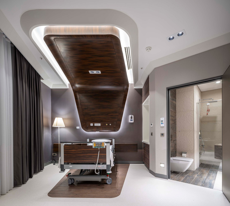 VIP Suite patient and bathroom, Medicana Ataköy Hospital